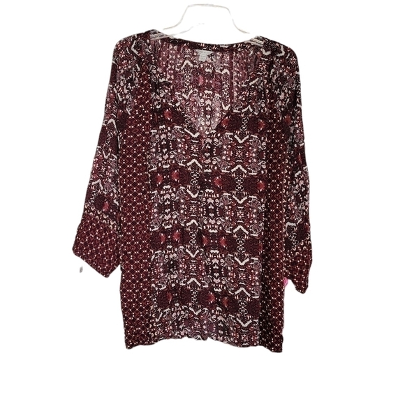 Cato Est. 1946 Plus size top 26/28W red and white print top - Picture 3 of 5